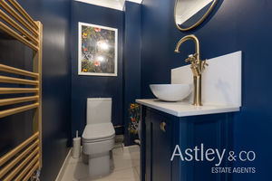 cloakroom- click for photo gallery